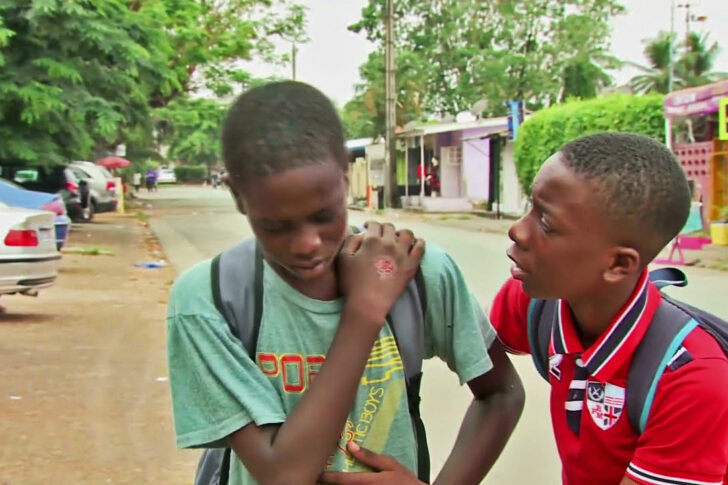 Battement de coeur Les dangers des violences excessives sur les enfants Battement de coeur Les dangers des violences excessives sur les enfants.